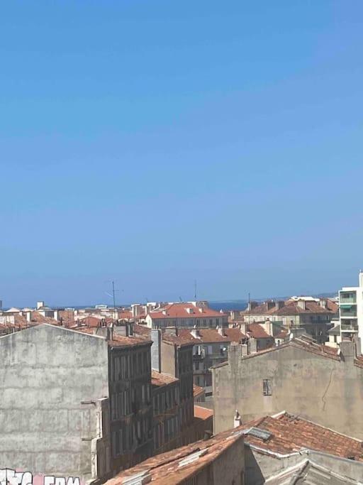T2 La Joliette Sur Notre Dame Marseille