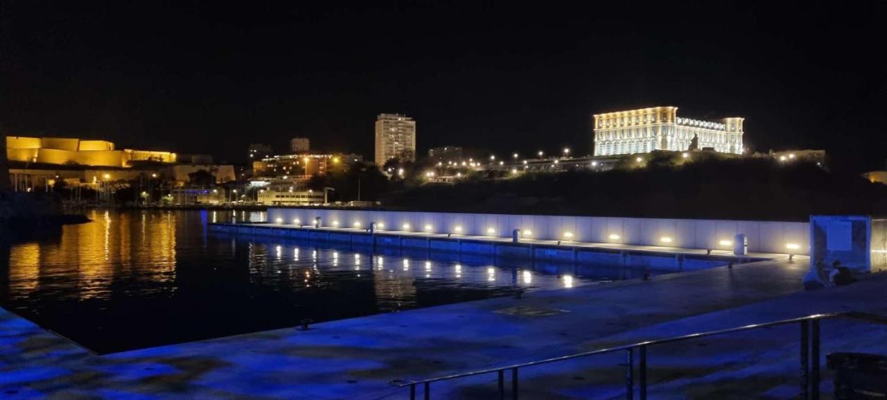 Apartment T2 La Joliette Sur Notre Dame Marseille